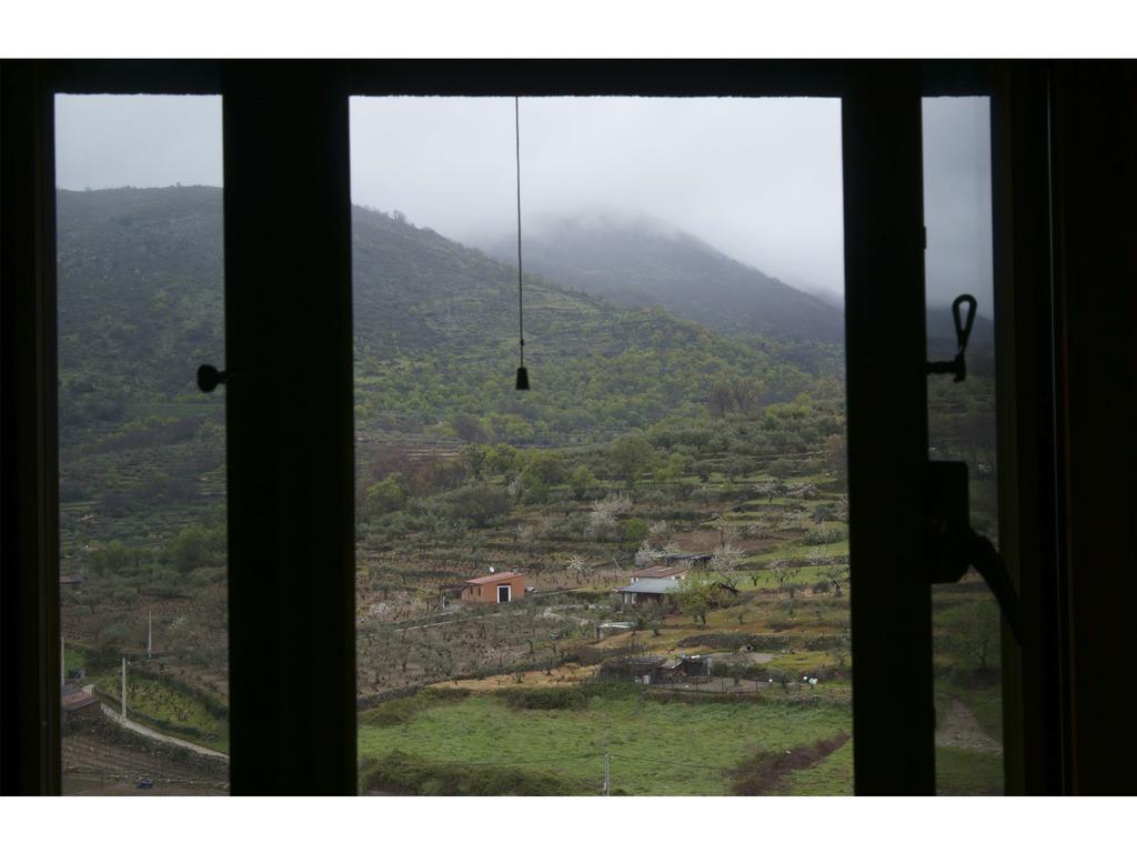 Apartamentos Rurales Victor Chamorro Del Arco แอร์วาส ภายนอก รูปภาพ
